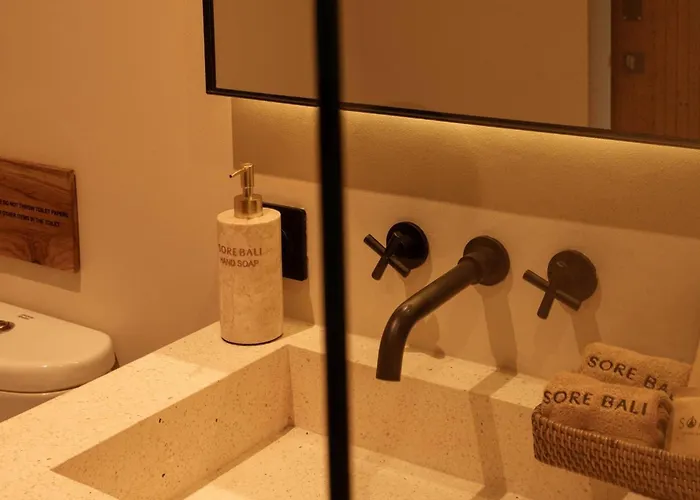 ゲストハウス Serene Retreat Private With Rice Field Views チャングー